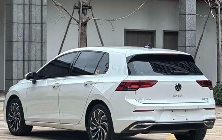 Volkswagen Golf VIII, 2023 год, 1 999 999 рублей, 5 фотография