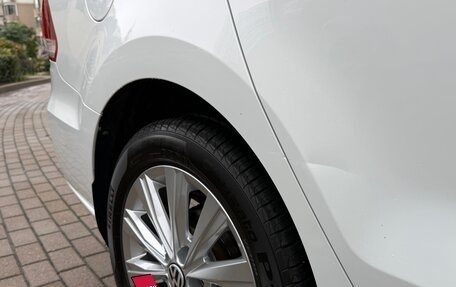Volkswagen Polo VI (EU Market), 2017 год, 1 250 000 рублей, 25 фотография