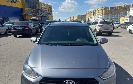 Hyundai Solaris II рестайлинг, 2019 год, 872 000 рублей, 4 фотография