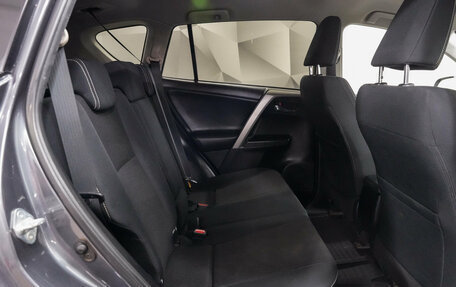 Toyota RAV4, 2016 год, 1 998 000 рублей, 13 фотография