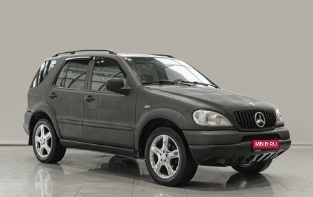 Mercedes-Benz M-Класс, 1998 год, 500 000 рублей, 1 фотография