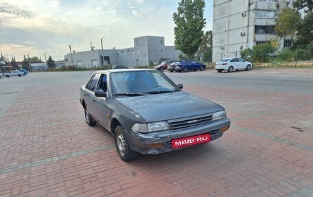 Toyota Carina E, 1993 год, 105 000 рублей, 1 фотография