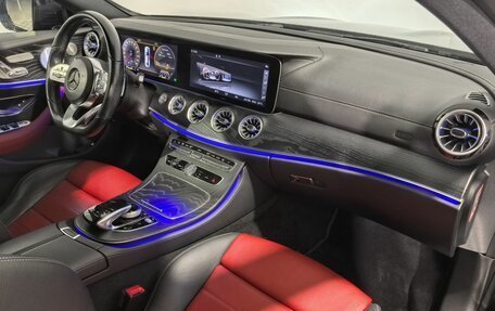 Mercedes-Benz E-Класс, 2019 год, 4 050 000 рублей, 10 фотография