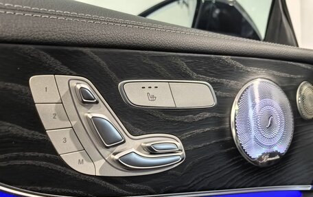 Mercedes-Benz E-Класс, 2019 год, 4 050 000 рублей, 23 фотография