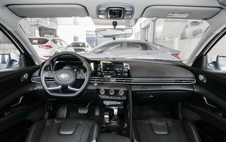 Hyundai Elantra, 2026 год, 2 050 000 рублей, 21 фотография