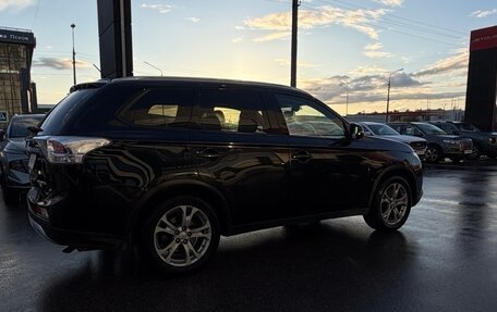 Mitsubishi Outlander III рестайлинг 3, 2014 год, 1 185 000 рублей, 8 фотография