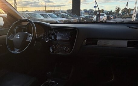 Mitsubishi Outlander III рестайлинг 3, 2014 год, 1 185 000 рублей, 15 фотография