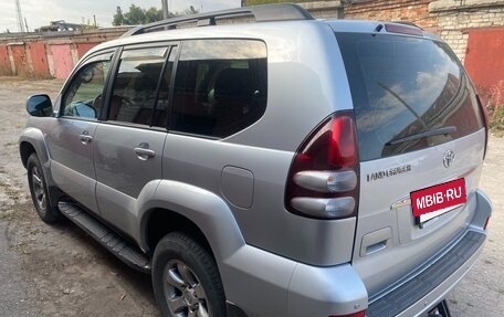 Toyota Land Cruiser Prado 120 рестайлинг, 2008 год, 2 200 000 рублей, 5 фотография