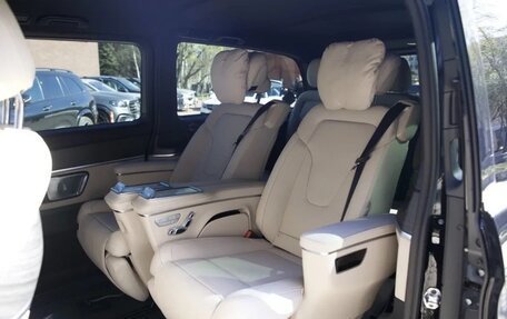 Mercedes-Benz V-Класс, 2026 год, 11 567 000 рублей, 14 фотография