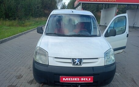 Peugeot Partner II рестайлинг 2, 2004 год, 175 000 рублей, 1 фотография