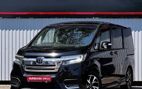 Honda Stepwgn IV, 2018 год, 2 177 000 рублей, 1 фотография