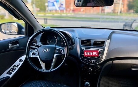 Hyundai Solaris II рестайлинг, 2014 год, 640 000 рублей, 4 фотография