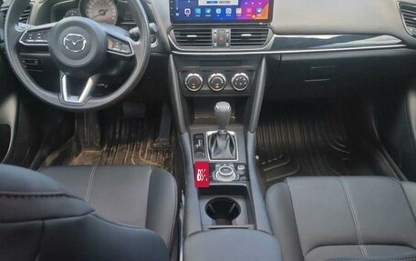 Mazda CX-4, 2022 год, 2 170 000 рублей, 9 фотография
