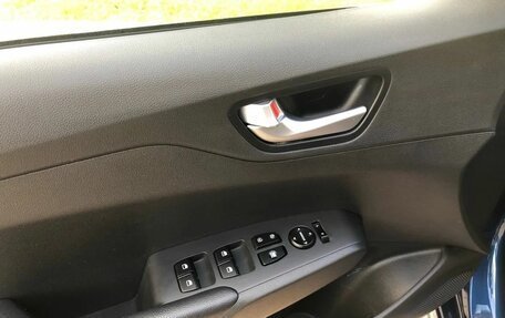 Hyundai Solaris II рестайлинг, 2021 год, 1 600 000 рублей, 14 фотография