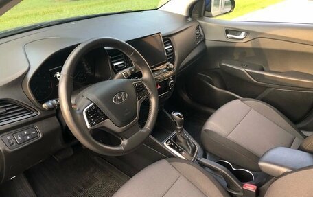 Hyundai Solaris II рестайлинг, 2021 год, 1 600 000 рублей, 10 фотография