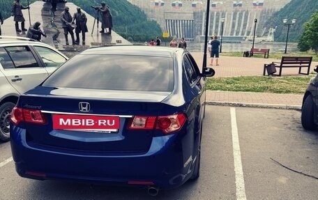 Honda Accord VIII рестайлинг, 2011 год, 1 560 000 рублей, 10 фотография