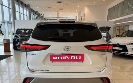 Toyota Highlander, 2026 год, 5 700 000 рублей, 4 фотография