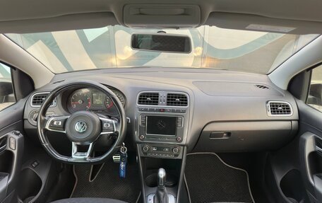 Volkswagen Polo VI (EU Market), 2018 год, 1 265 000 рублей, 2 фотография