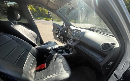 Toyota RAV4, 2006 год, 1 100 000 рублей, 4 фотография