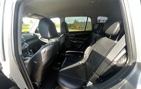 Toyota RAV4, 2006 год, 1 100 000 рублей, 8 фотография