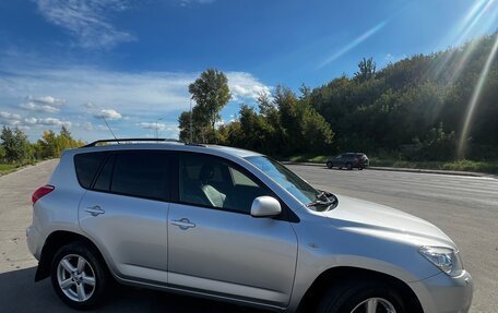 Toyota RAV4, 2006 год, 1 100 000 рублей, 2 фотография