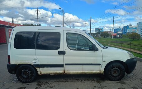 Peugeot Partner II рестайлинг 2, 2004 год, 175 000 рублей, 2 фотография