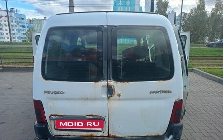 Peugeot Partner II рестайлинг 2, 2004 год, 175 000 рублей, 3 фотография