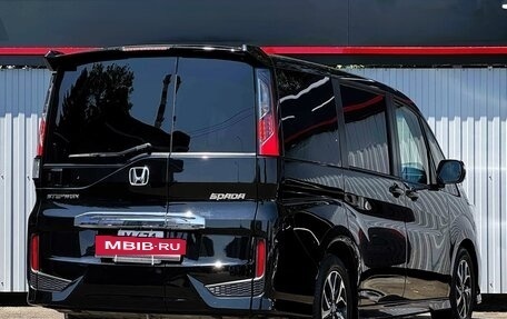 Honda Stepwgn IV, 2018 год, 2 177 000 рублей, 6 фотография