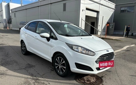 Ford Fiesta, 2015 год, 629 000 рублей, 3 фотография