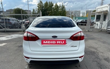 Ford Fiesta, 2015 год, 629 000 рублей, 6 фотография