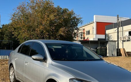 Volkswagen Passat B7, 2011 год, 825 000 рублей, 2 фотография