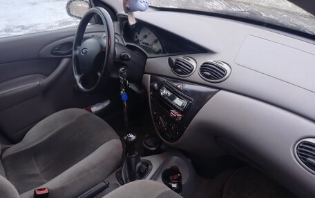 Ford Focus IV, 2003 год, 170 000 рублей, 11 фотография