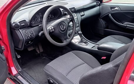 Mercedes-Benz C-Класс, 2005 год, 440 000 рублей, 5 фотография