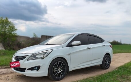 Hyundai Solaris II рестайлинг, 2015 год, 465 000 рублей, 8 фотография