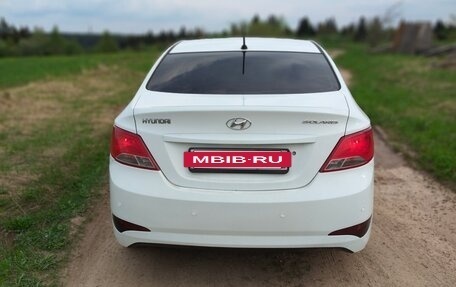 Hyundai Solaris II рестайлинг, 2015 год, 465 000 рублей, 4 фотография