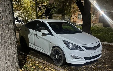 Hyundai Solaris II рестайлинг, 2015 год, 465 000 рублей, 11 фотография