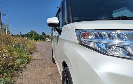 Toyota Roomy I, 2019 год, 1 000 000 рублей, 6 фотография
