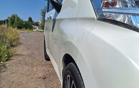 Toyota Roomy I, 2019 год, 1 000 000 рублей, 8 фотография
