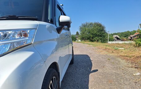 Toyota Roomy I, 2019 год, 1 000 000 рублей, 5 фотография