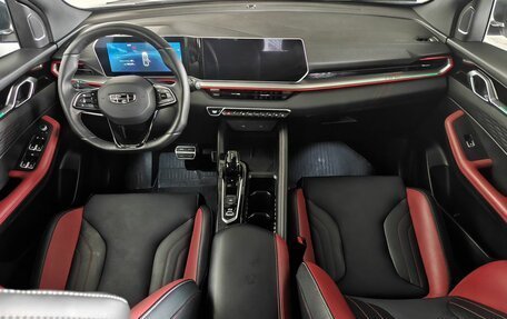 Geely Coolray I, 2023 год, 1 900 000 рублей, 9 фотография