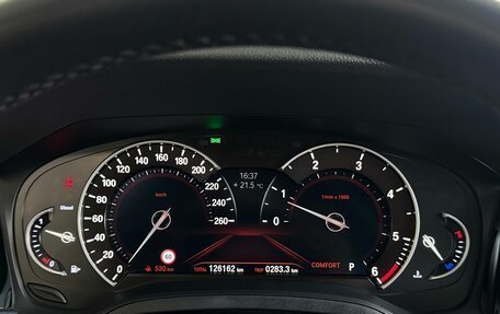 BMW 3 серия, 2019 год, 2 950 000 рублей, 15 фотография