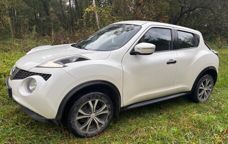 Nissan Juke II, 2015 год, 1 099 000 рублей, 6 фотография