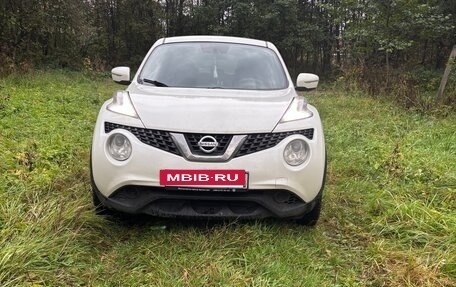 Nissan Juke II, 2015 год, 1 099 000 рублей, 2 фотография
