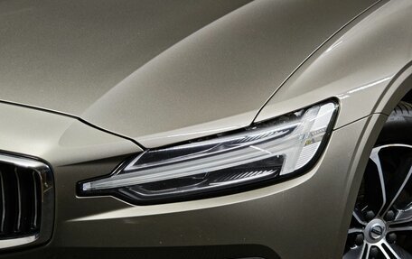 Volvo S60 III, 2022 год, 3 141 000 рублей, 10 фотография