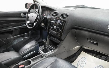 Ford Focus II рестайлинг, 2005 год, 549 000 рублей, 10 фотография
