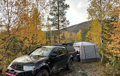 Mitsubishi L200 IV рестайлинг, 2013 год, 2 550 000 рублей, 7 фотография