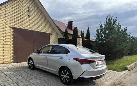 Hyundai Solaris II рестайлинг, 2021 год, 1 655 000 рублей, 3 фотография