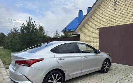 Hyundai Solaris II рестайлинг, 2021 год, 1 655 000 рублей, 8 фотография