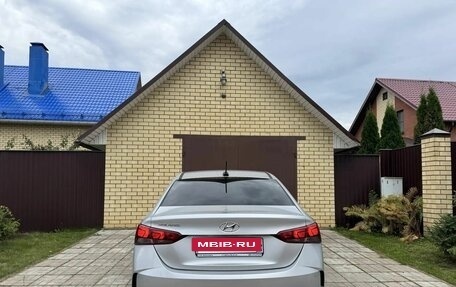 Hyundai Solaris II рестайлинг, 2021 год, 1 655 000 рублей, 4 фотография