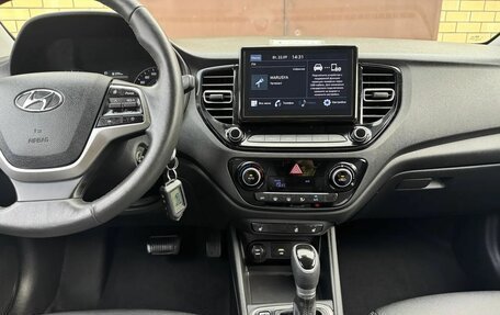 Hyundai Solaris II рестайлинг, 2021 год, 1 655 000 рублей, 14 фотография